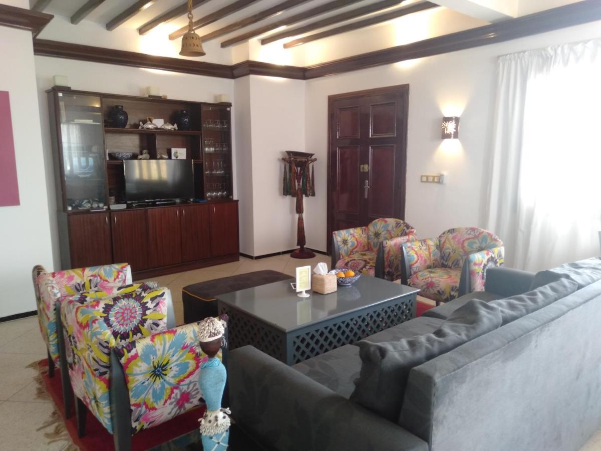 La Maison Jaune Dakhla Maison D'Hotes المظهر الخارجي الصورة